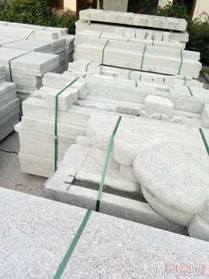 【供應園林石材 芝麻灰路沿石火燒面 衡陽芝麻灰石材圖片 衡陽花崗巖廠家】衡陽縣井頭鎮隆發石材加工店 - 產品庫